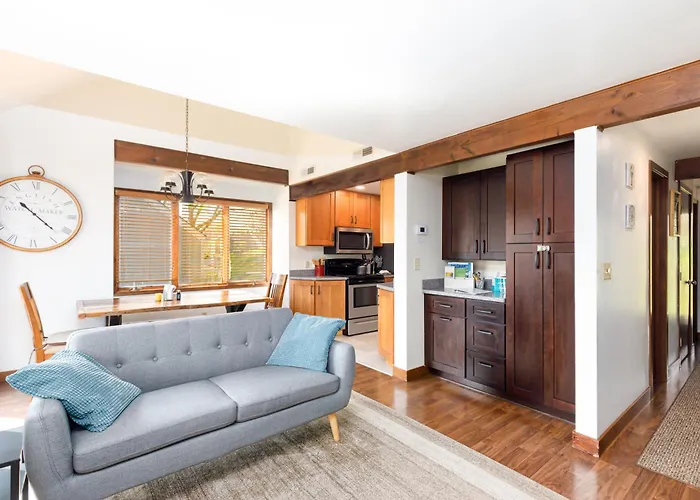Quiet Home Minutes From Lake Galena & Eagle Ridge